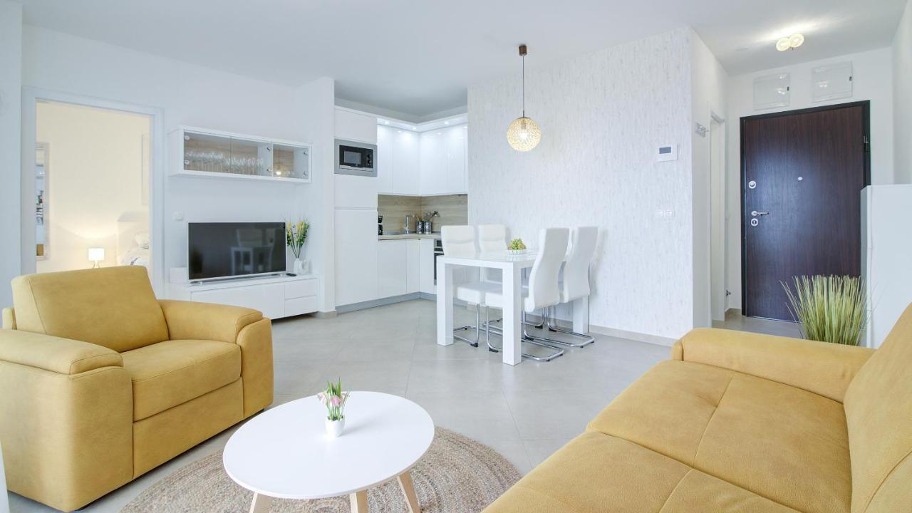 Apartments Luka - Villa Sunce セニ エクステリア 写真