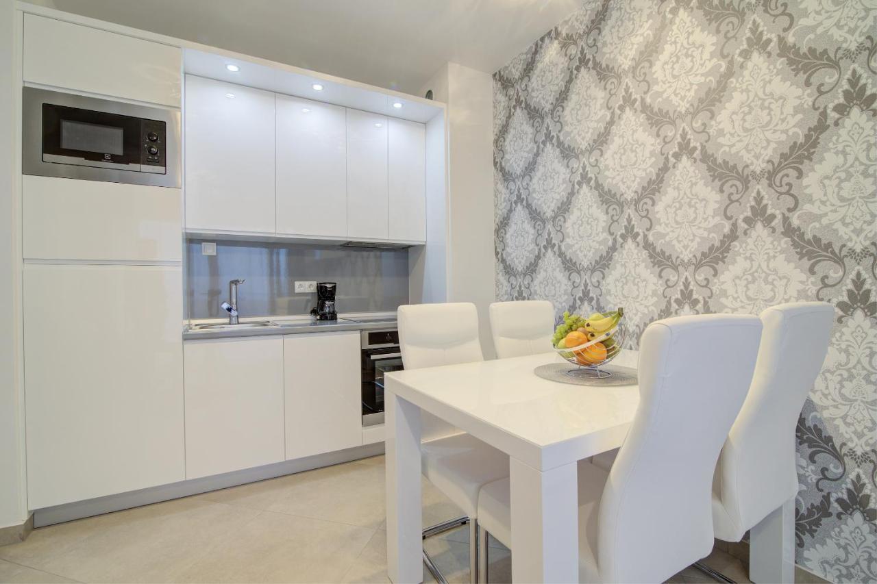 Apartments Luka - Villa Sunce セニ エクステリア 写真
